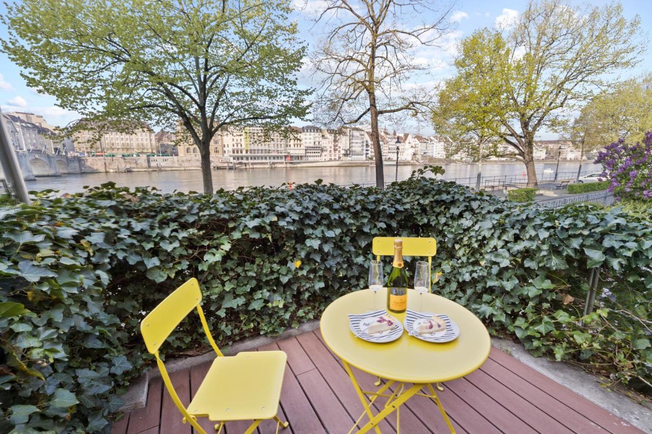 True Basel - Zentral I Terrasse Mit Rheinblick Lägenhet Exteriör bild